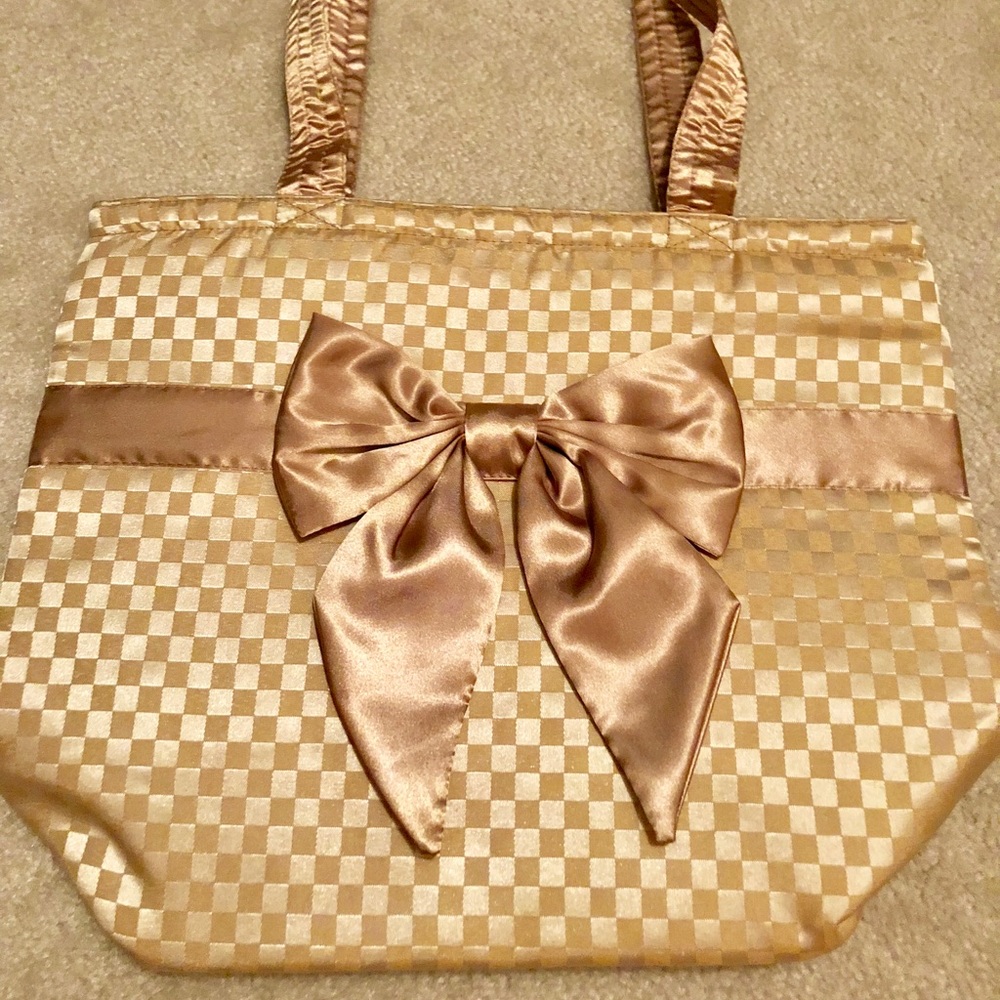 Narayan Handmade Shoulder Bag in Gold
